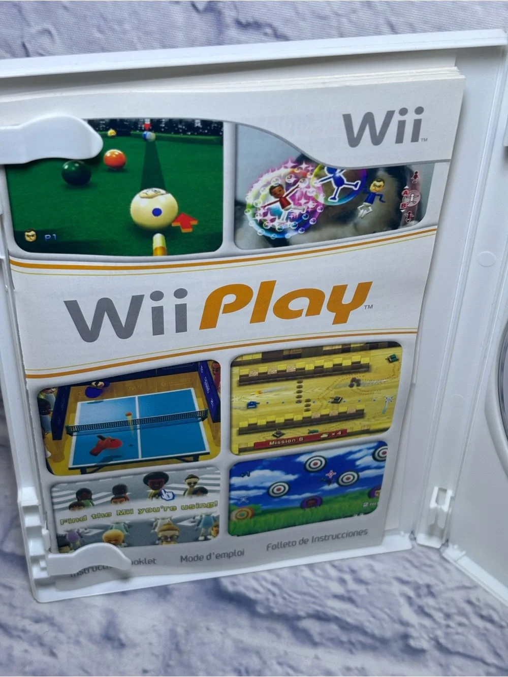 Lot Of 2 Nintendo Wii Active Life Outdoor Challenge & Wii Play With Manual Case